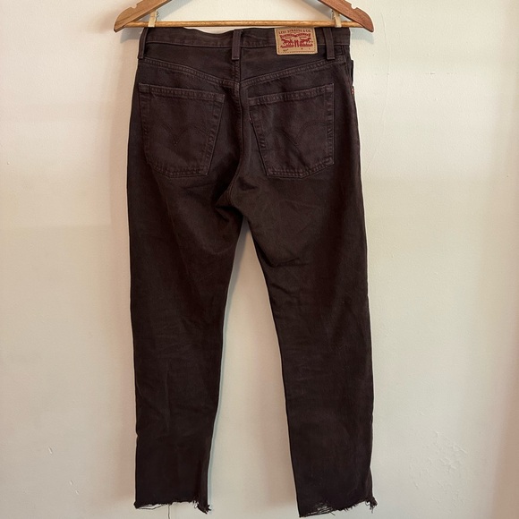 Brown Levi’s 501 - Picture 5 of 6